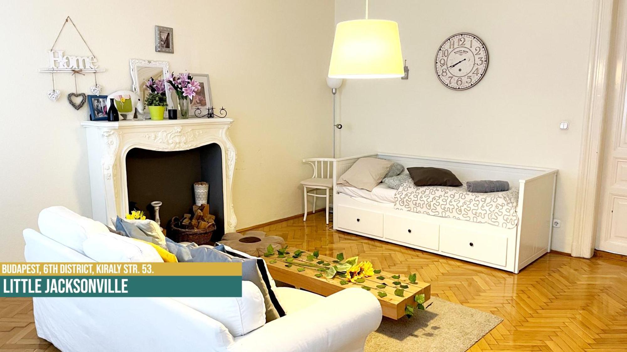 Little Americas Music Academy Apartments 布达佩斯 外观 照片